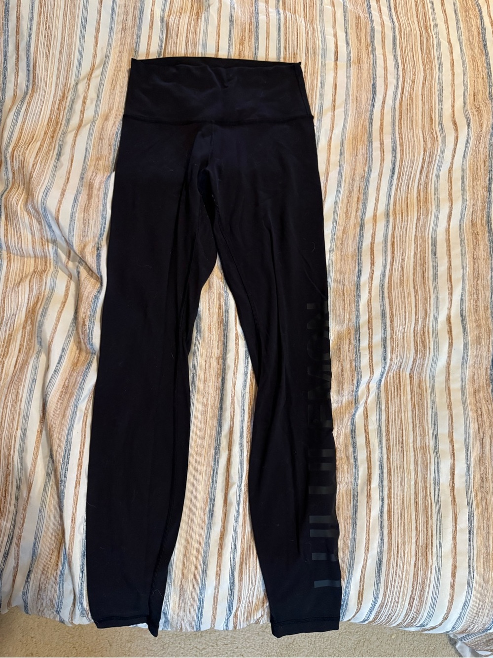 Black High-Waist Leggings with Subtle Side Logo